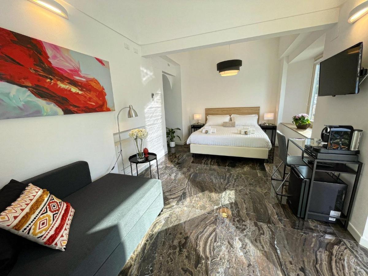 Suite Altamarea "Sea View Studios" 卡斯泰拉马莱 外观 照片