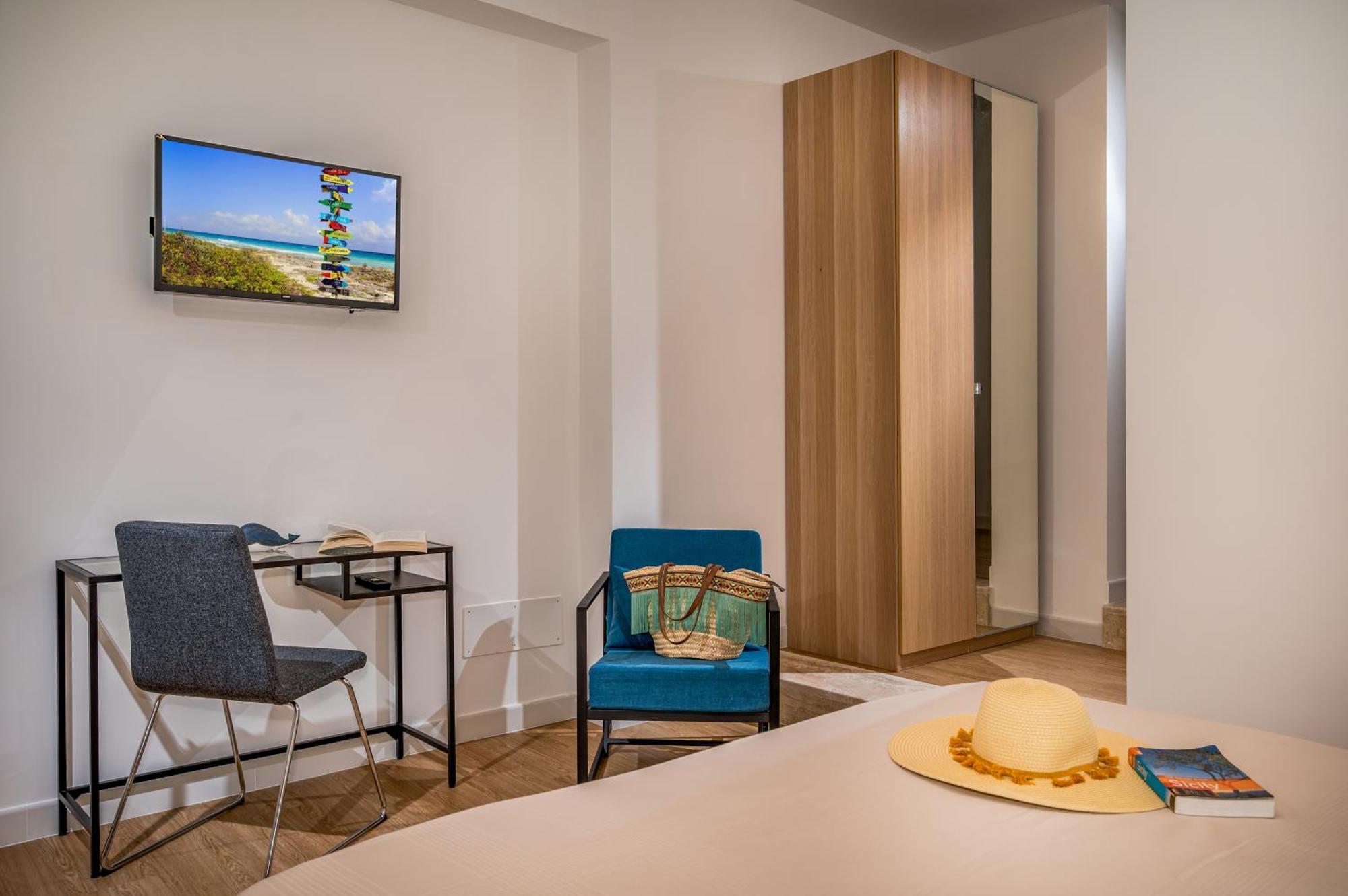 Suite Altamarea "Sea View Studios" 卡斯泰拉马莱 外观 照片
